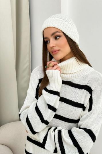 Шапка в'язана молочна Jolie