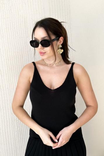 Майка женская вязанная Joy черная