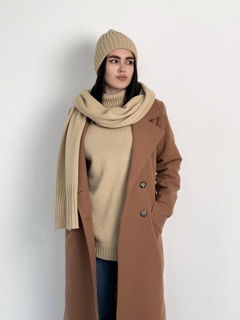 В'язана жіноча шапка тепла бежева