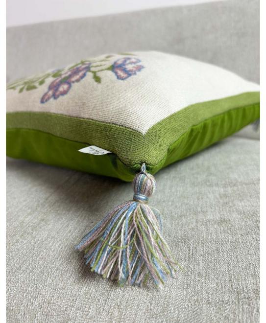 Подушка в'язана Sweet Home  Зайчата