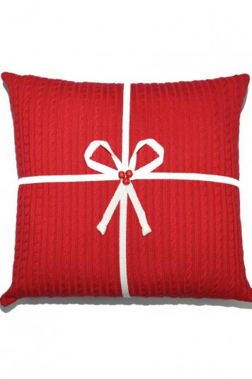 Декоративна подушка в'язана Червона з бантом