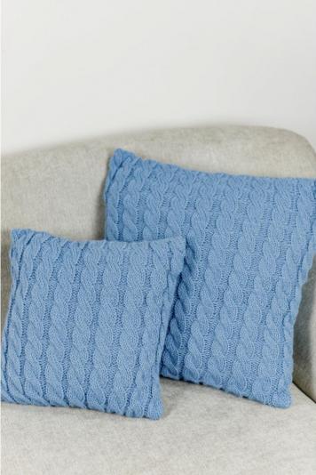 Декоративна наволочка в'язана Коси волошкова