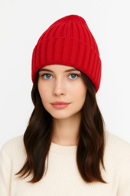 Шапка в'язана жіноча Червона