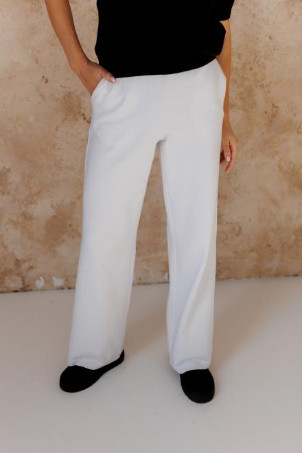 Костюм жіночий брючний Katrin білий