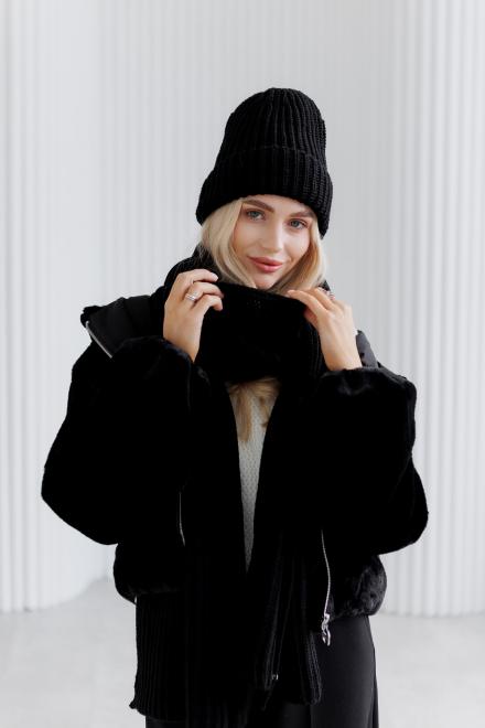 Жіночий в'язаний шарф чорний Winter Mood