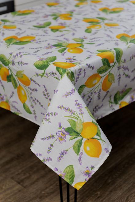 Скатерть на стол водоотталкивающая "Lemons & Lavender"