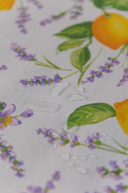 Скатерть на стол водоотталкивающая "Lemons & Lavender"