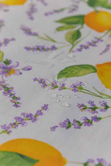 Скатерть на стол овальная водоотталкивающая "Lemons & Lavender"