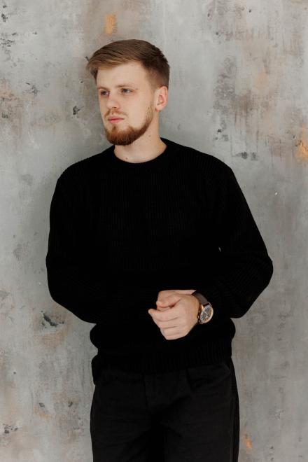 Мужской джемпер черный