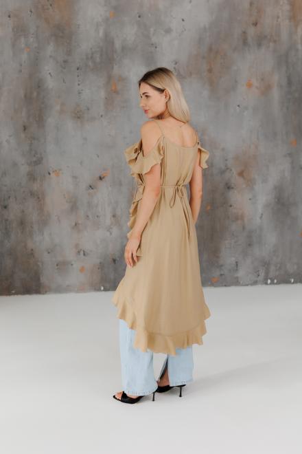 Блузка з воланами довга карамель