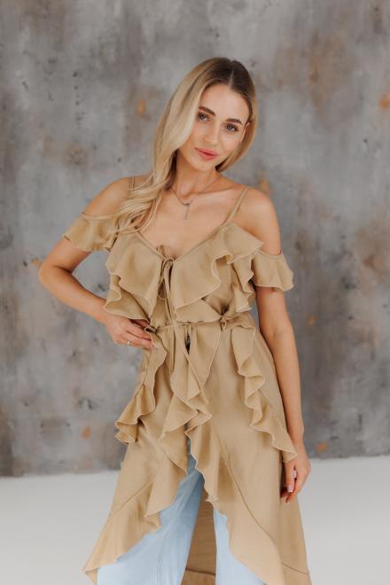 Блузка з воланами довга карамель