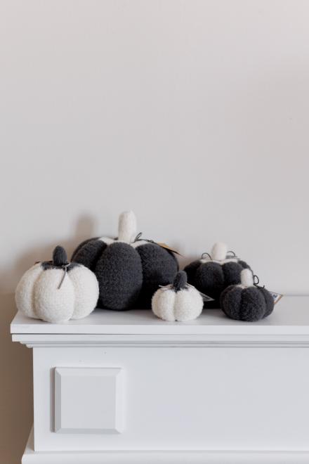 Декоративний виріб Pumpkin сірий