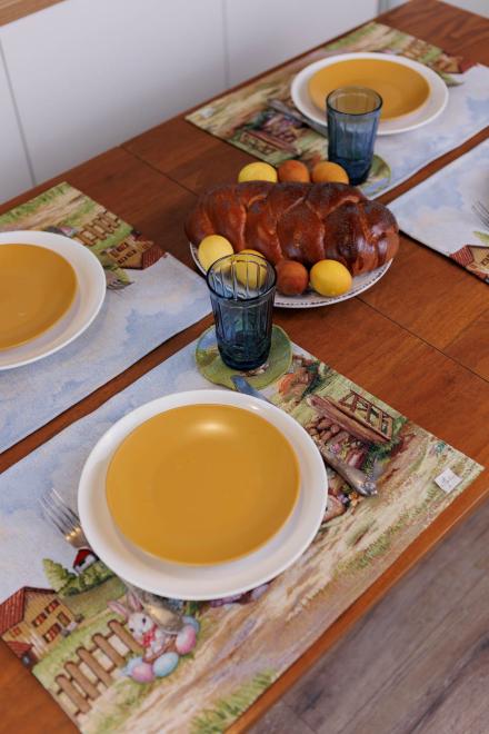 Великодня гобеленова серветка на стіл Настрій