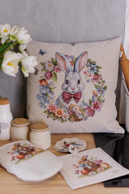 Великодня гобеленова наволочка Суцвіття зайченя у віночку