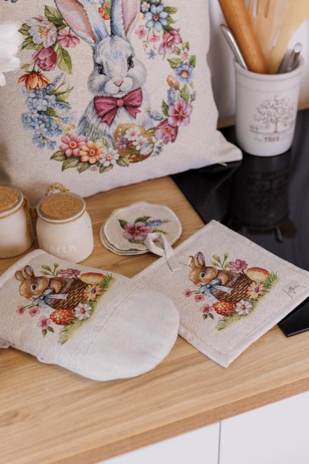 Великодній гобеленовий набір серветок під чашку Суцвіття