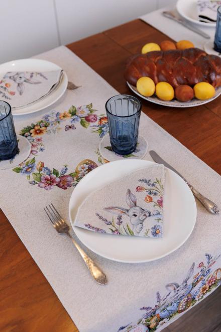 Великодня гобеленова доріжка на стіл Суцвіття