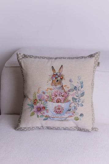 Декоративна гобеленова подушка Чарівність зайчиха Декоративна гобеленова подушка Чарівність зайчиха