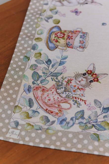 Гобеленова скатертина-наперон на стіл Чарівність