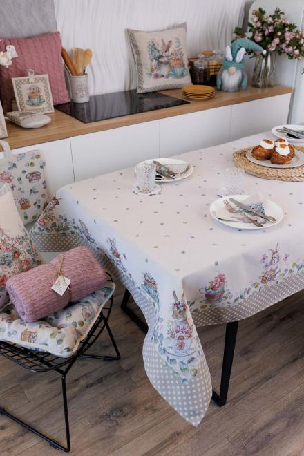 Гобеленова скатертина на стіл Чарівність