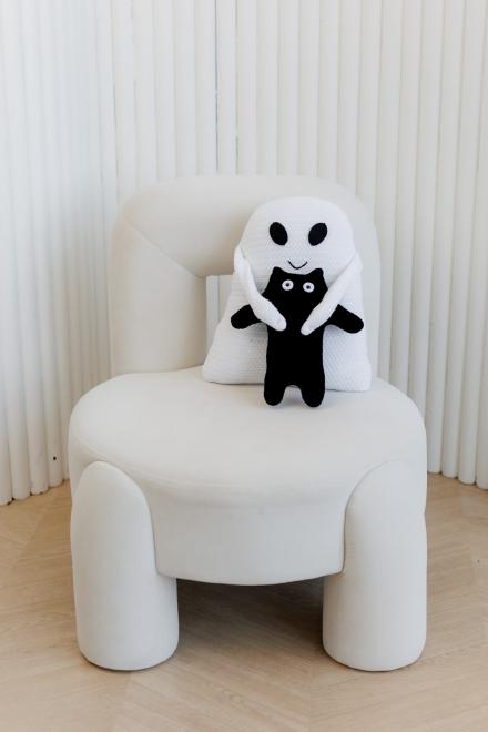 Интерьерная игрушка Призрак с котёнком