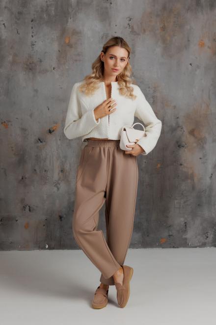 Жіночий жакет Шарм молочний