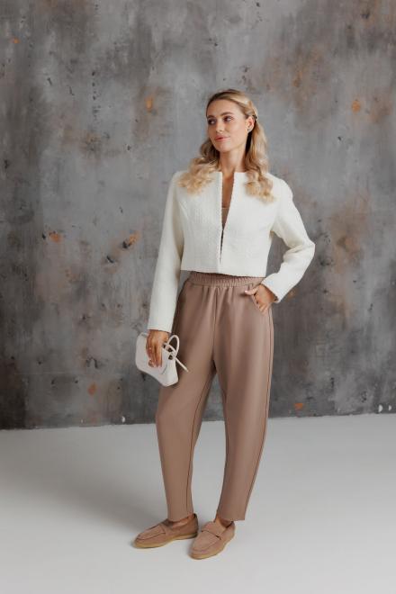 Жіночий жакет Шарм молочний