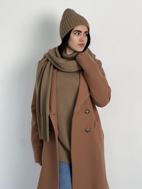 В'язана жіноча шапка тепла горіхова