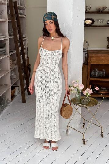 Пляжна сукня Мереживо молочна Пляжна сукня Мереживо молочна