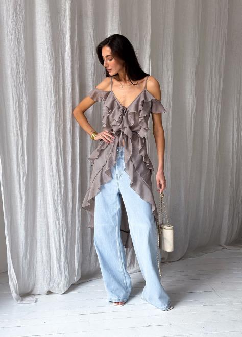 Блузка с воланами длинная кофейная