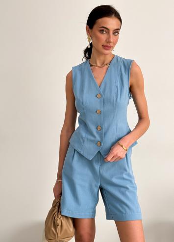  Жіночий костюм літній з шортами та жилетом Блакитний
