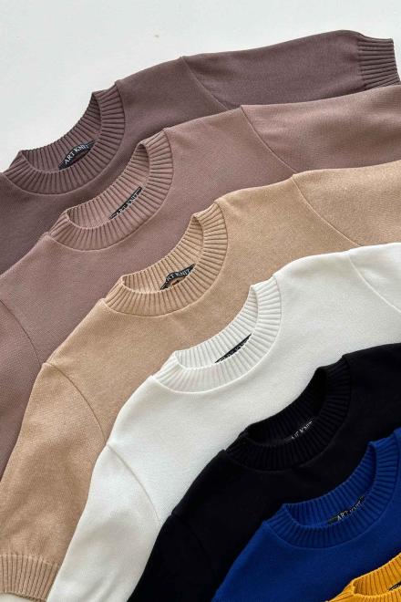 Жіноча футболка в'язана бежева