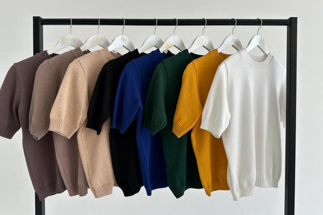 Брючний костюм з футболкою смарагд