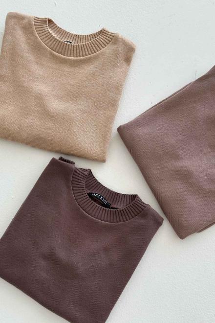 Жіноча футболка в'язана бежева