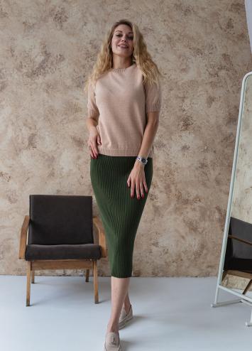 Костюм жіночий футболка зі спідницею бежево-оливковий Костюм жіночий футболка зі спідницею бежево-оливковий