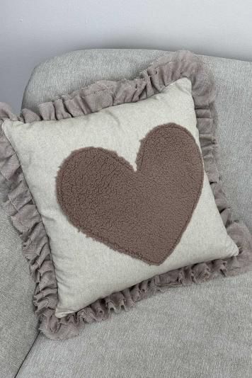Подушка декоративна з оборкою Серце