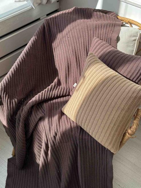 В'язана наволочка COTTON шоколадна