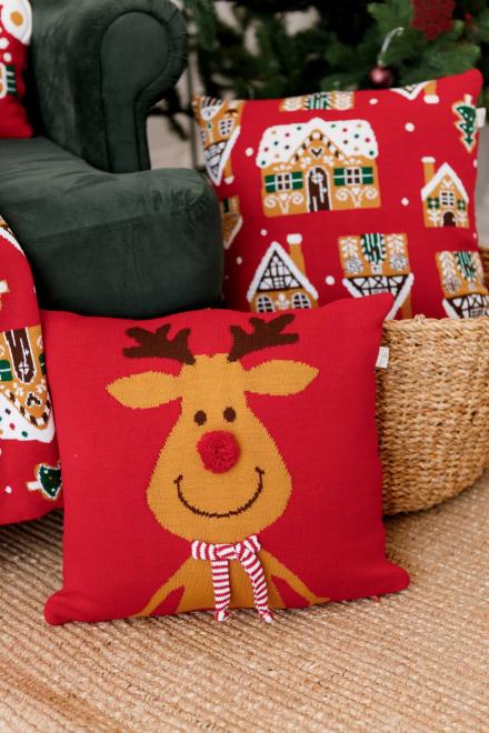 Новорічна подушка в'язана Олень з шарфом