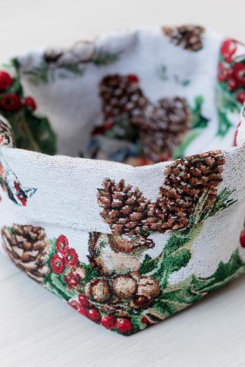 Новорічний гобеленовий кошик Squirrel Новорічний гобеленовий кошик Squirrel