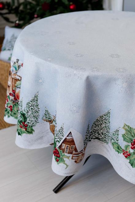Новорічна кругла гобеленова скатертина Squirrel