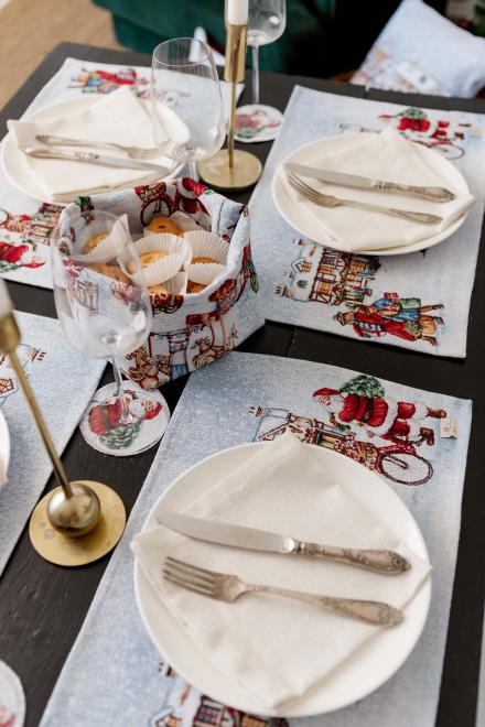 Новорічний гобеленовий кошик Carousel