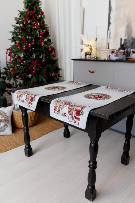 Ранер гобеленовий новорічний Carousel