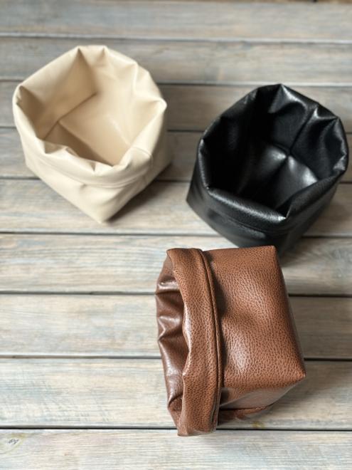 Декоративная корзина для хранения из экокожи коричневая