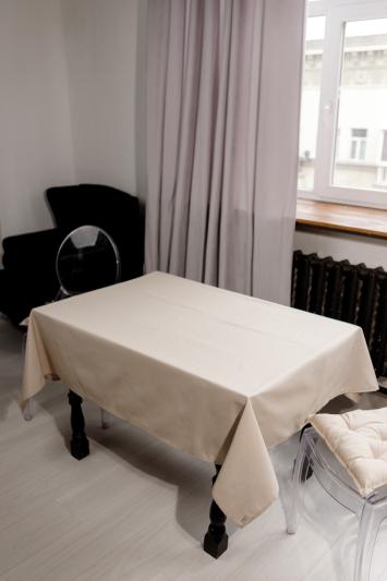 Скатертина на стіл RINO бежева