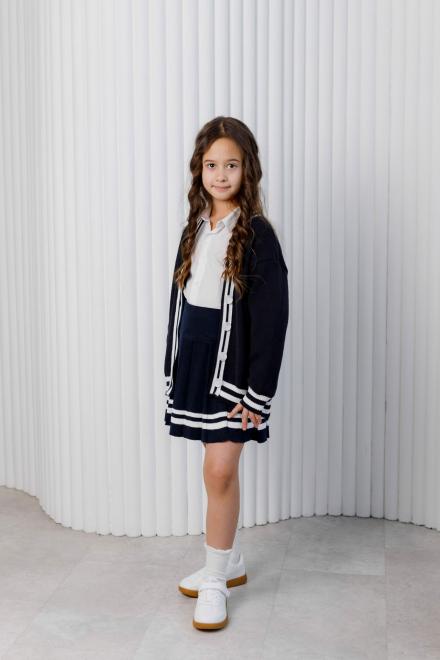 Дитячий кардиган зі смужкою синій