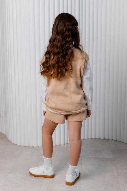 Дитяча жилетка бежева з білою смужкою