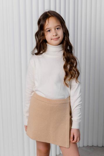 В'язані шорти-спідниця дитяча бежева В'язані шорти-спідниця дитяча бежева