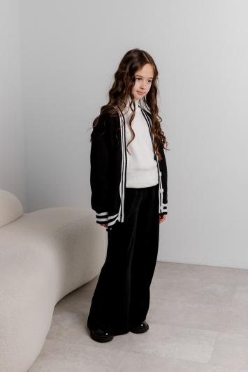 Дитячий кардиган зі смужкою чорний Дитячий кардиган зі смужкою чорний