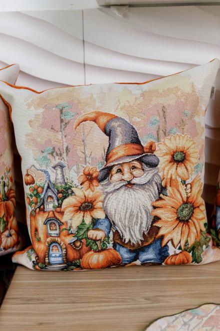 Декоративна наволочка Гарбузові гноми з будиночком