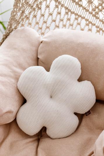 Подушка декоративна Квіточка молочна