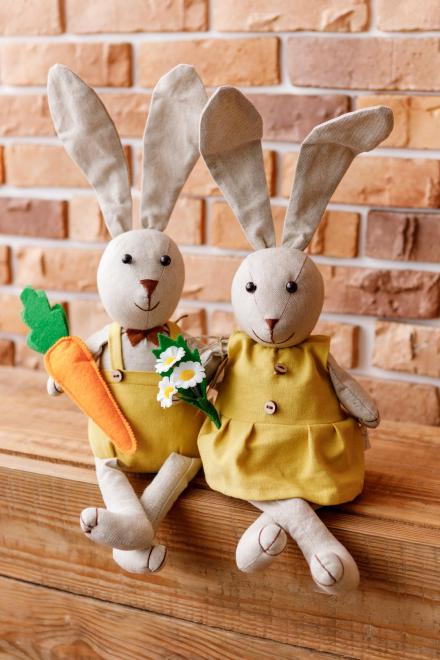 Декоративна іграшка-стопер Заєць Джонсон